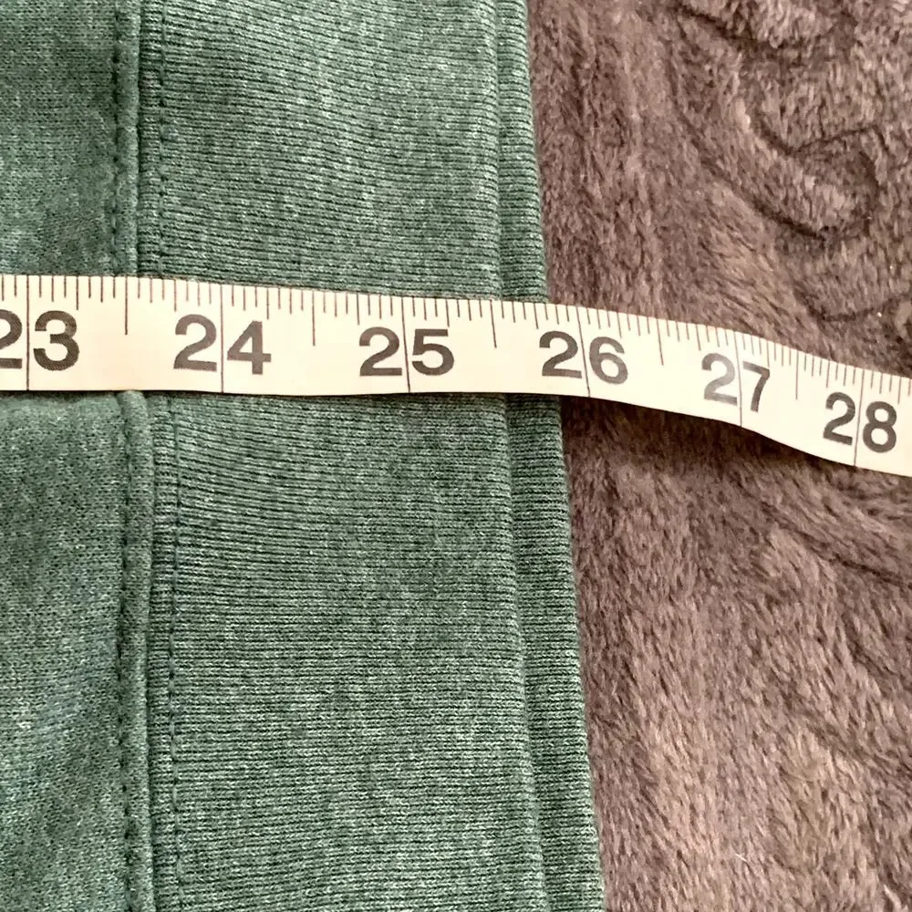 Hanes Women's Green Sweatshirt Size L NWOT - Picture 4 of 6